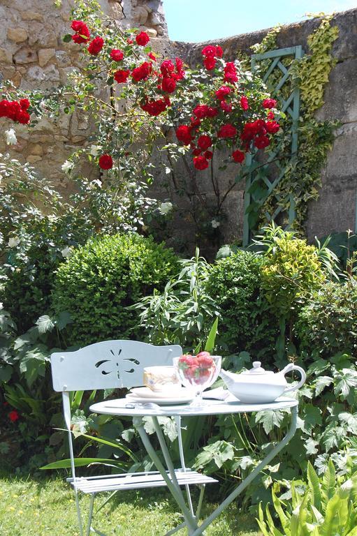 Jardins Secrets Bed & Breakfast Angouleme Exterior photo